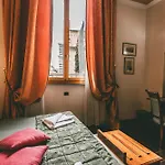 מלון Domus Florentiae 4*