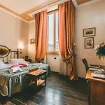 Domus Florentiae 4*