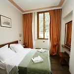 Domus Florentiae 4*
