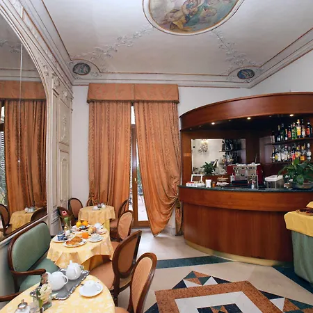 Domus Florentiae 4*