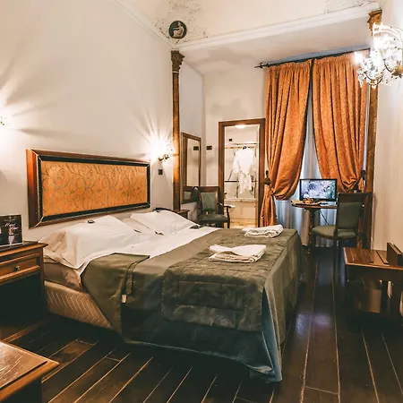 Domus Florentiae Отель 4*